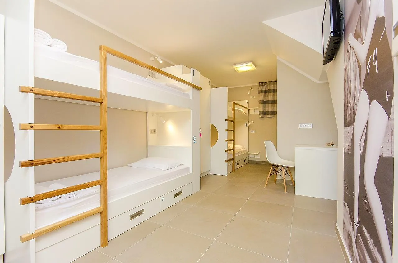 Hostel Dvor Split 0*,  Croatia