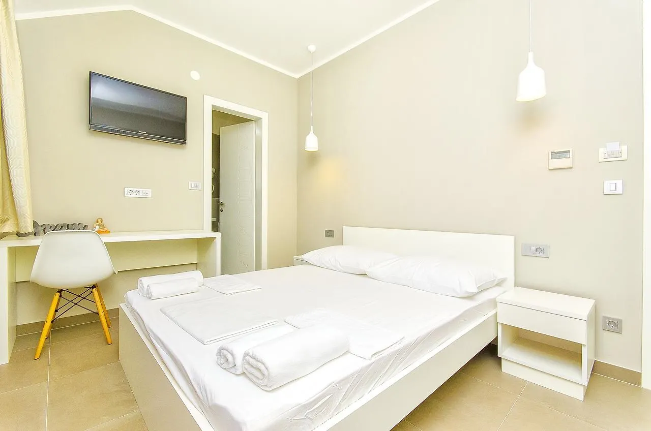 Hostel Dvor Split