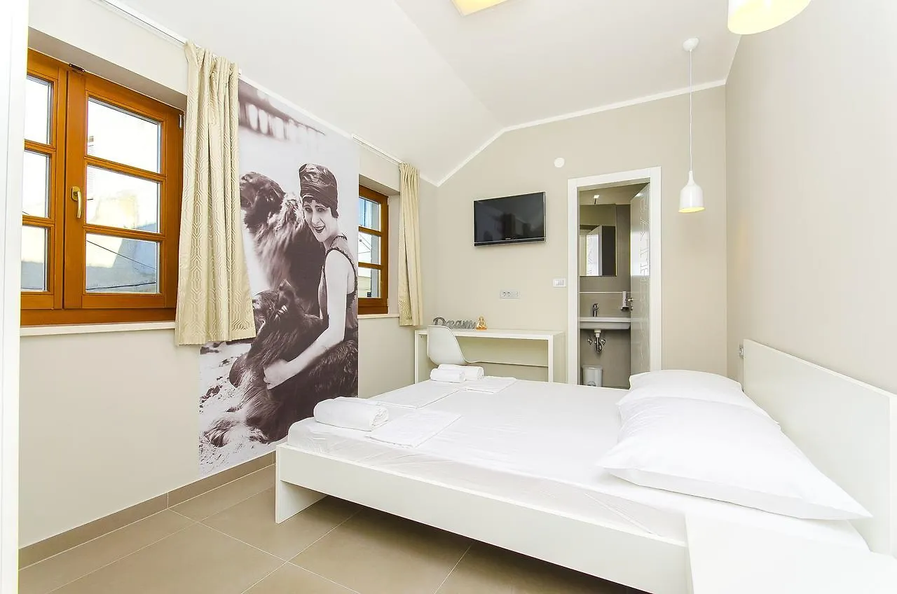 Hostel Dvor Split Croatia