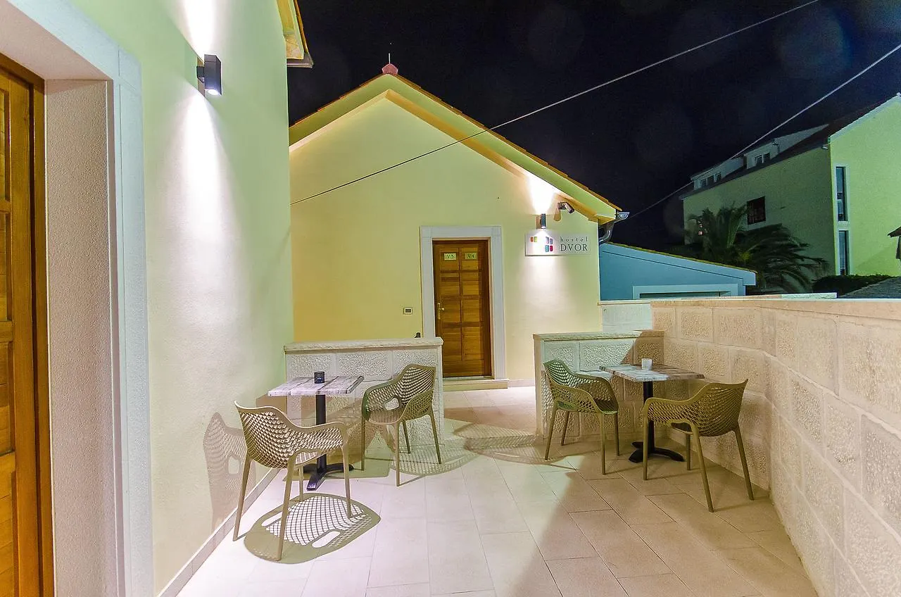 Hostel Dvor Split