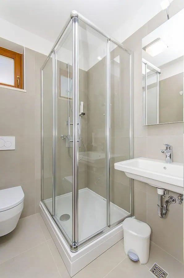 Hostel Dvor Split